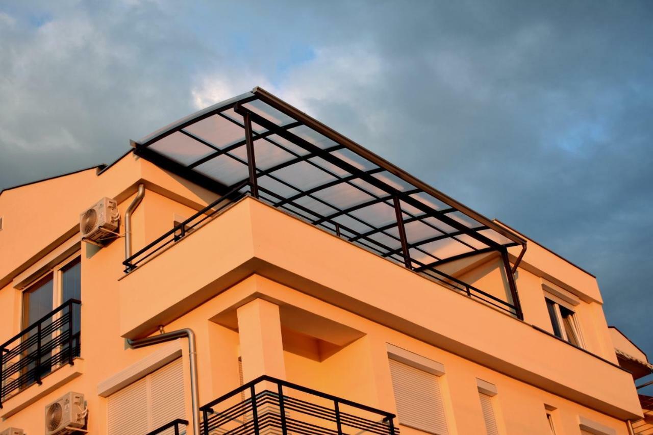Apartment Ema โอครีด ภายนอก รูปภาพ